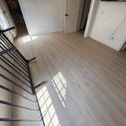 *Planks LVP SPC LAMINATE FLOORING 