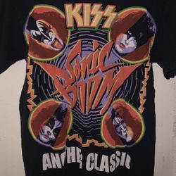 Vintage Sonic Boom Kiss Tour Concert Tee Shirt Purchased From Wang’s Closet