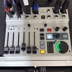 Mixer Behringer Flow 8 Digital Mixer With Case