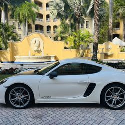 2019 Porsche 718 Wing GT4RS