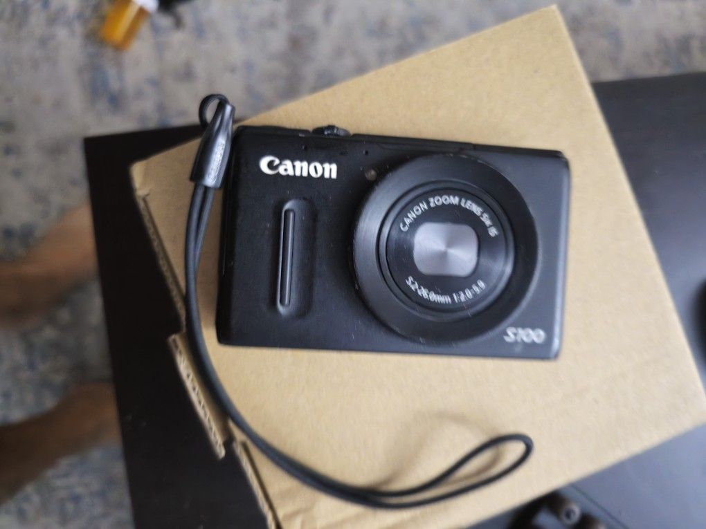 Canon S100 Black Point and Shoot camera 