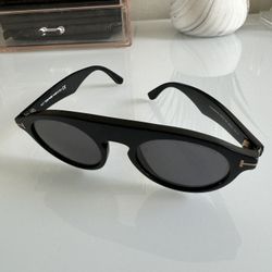 Tom Ford Christopher 02 Shiny Black / Gray Sunglasses TF633