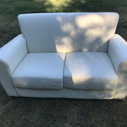 Like New Leather Sofa *Original $2000, Free Delivery*