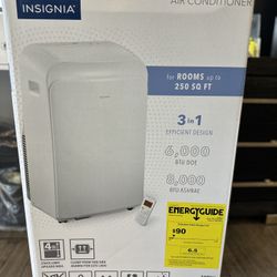 Insignia™ - 250 Sq. Ft. 6,000 BTU Portable Air Conditioner - White