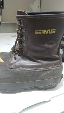 Cold weather boots