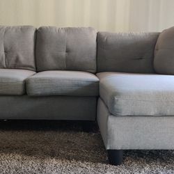 Sectional Sofa (Fabric)