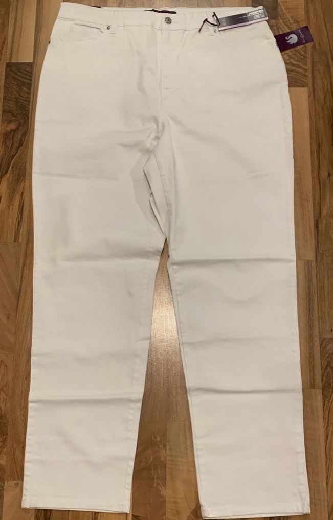 Gloria Vanderbilt (16W-24W)) Amanda Heritage Fit Tapered Leg Classic