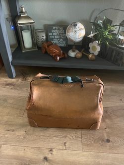 Vintage Brown Leather Travel Bag