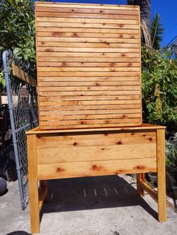 NEW CUSTOM ALL CEDAR ELEVATED PLANTER W/ TALL PRIVACY TRELLIS
