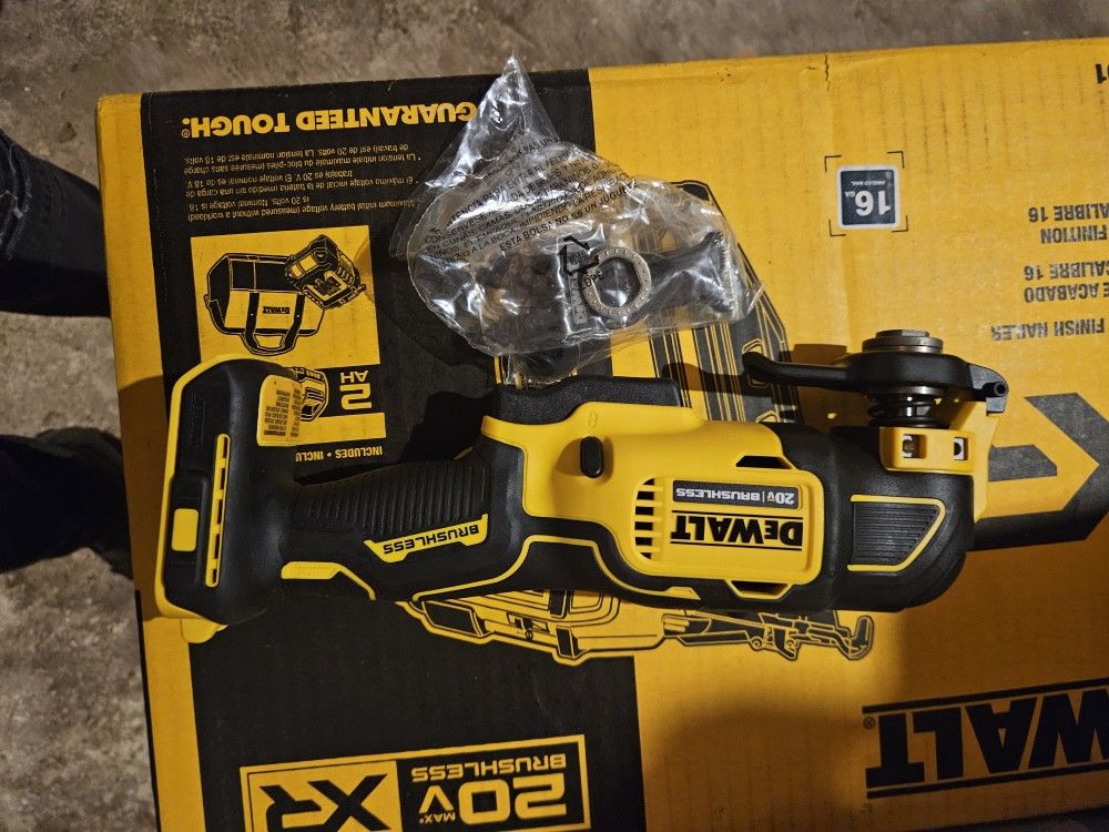 DEWALT ATOMIC 20V MAX Cordless Brushless Oscillating Multi Tool (Tool Only FIRM 90.00)