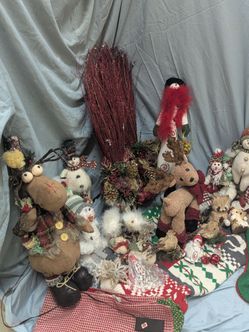 Christmas Decor Lot – Moose, Snowmen, Reindeer & Holiday Decorations