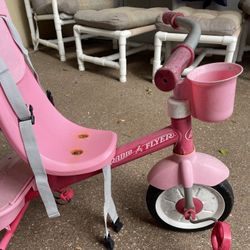 RADIO FLYER TRICYCLE