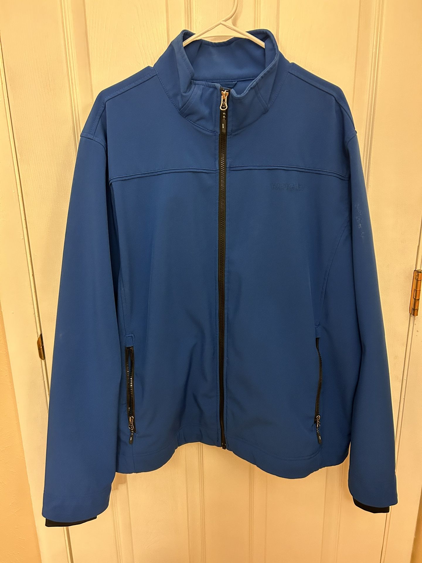 Elevate Men’s Jacket