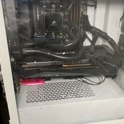 Gaming Pc And Keyboard 