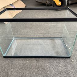 10 Gallon Fish Tanks (2)