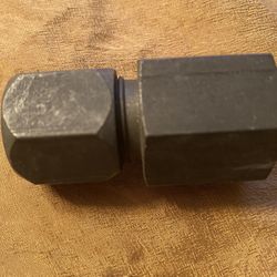 5/8” Tube x 1/2” Female NPT Steel Compression Connector