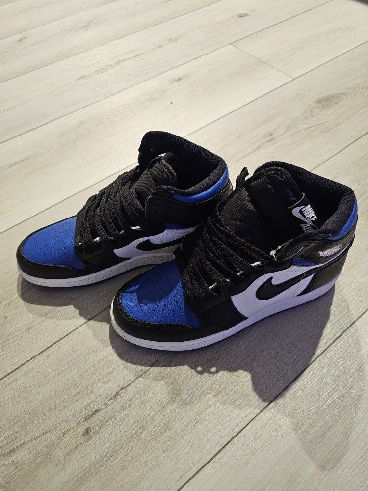 Jordan 1 Size 5Y (No Box) "Game Royal"