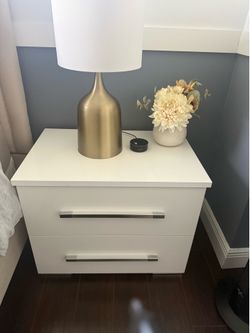 White High-Gloss Nightstand