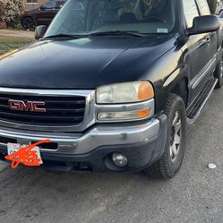 2003 GMC  sierra xtra cab