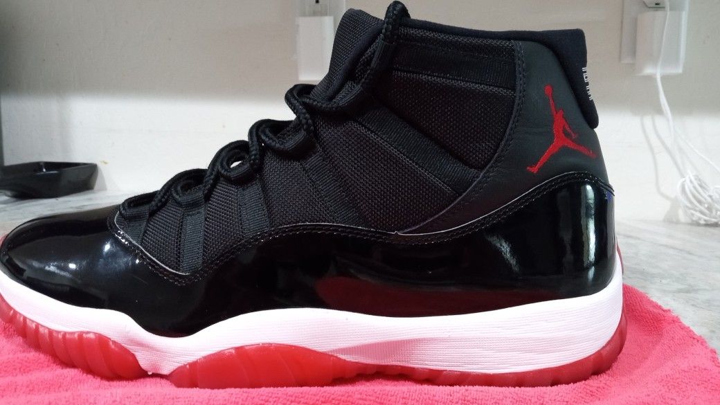 Jordan Bred 11s Size 15 (2019 Release) 