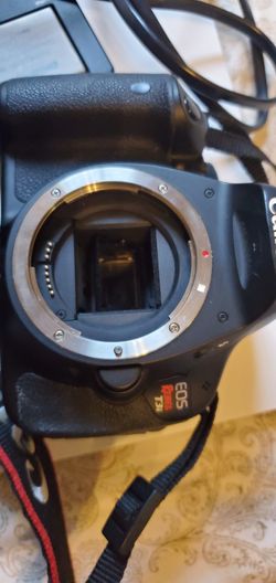 Canon t3i rebel with 2 different lenses and camera bag