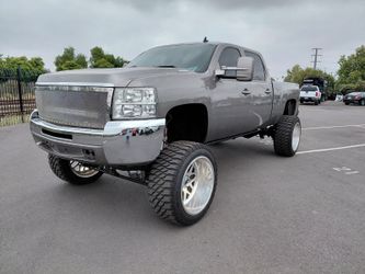2008 Chevy Silverado HD 6.6L Diesel
