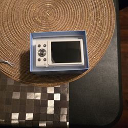 Mini Digital Camera – NewDescription (English):

Brand new Mini Digital Camera in box. Compact and easy to use with a clear LCD screen and simple cont