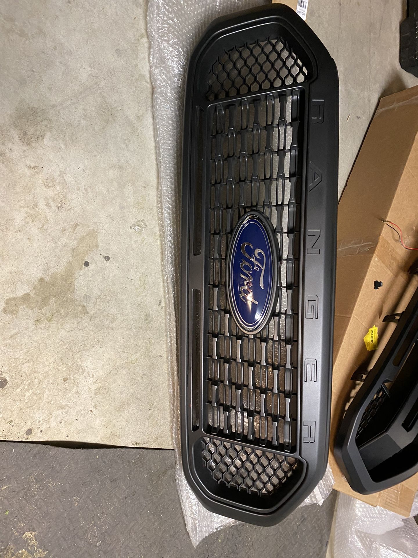 2021 Ford Ranger Oem Grille 