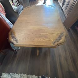 Oak Table w/8 Chairs And Matching Buffet Server