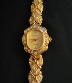 Futura Women's Bracelet Quartz Watch.  Needs Batteries. Excellent Condition