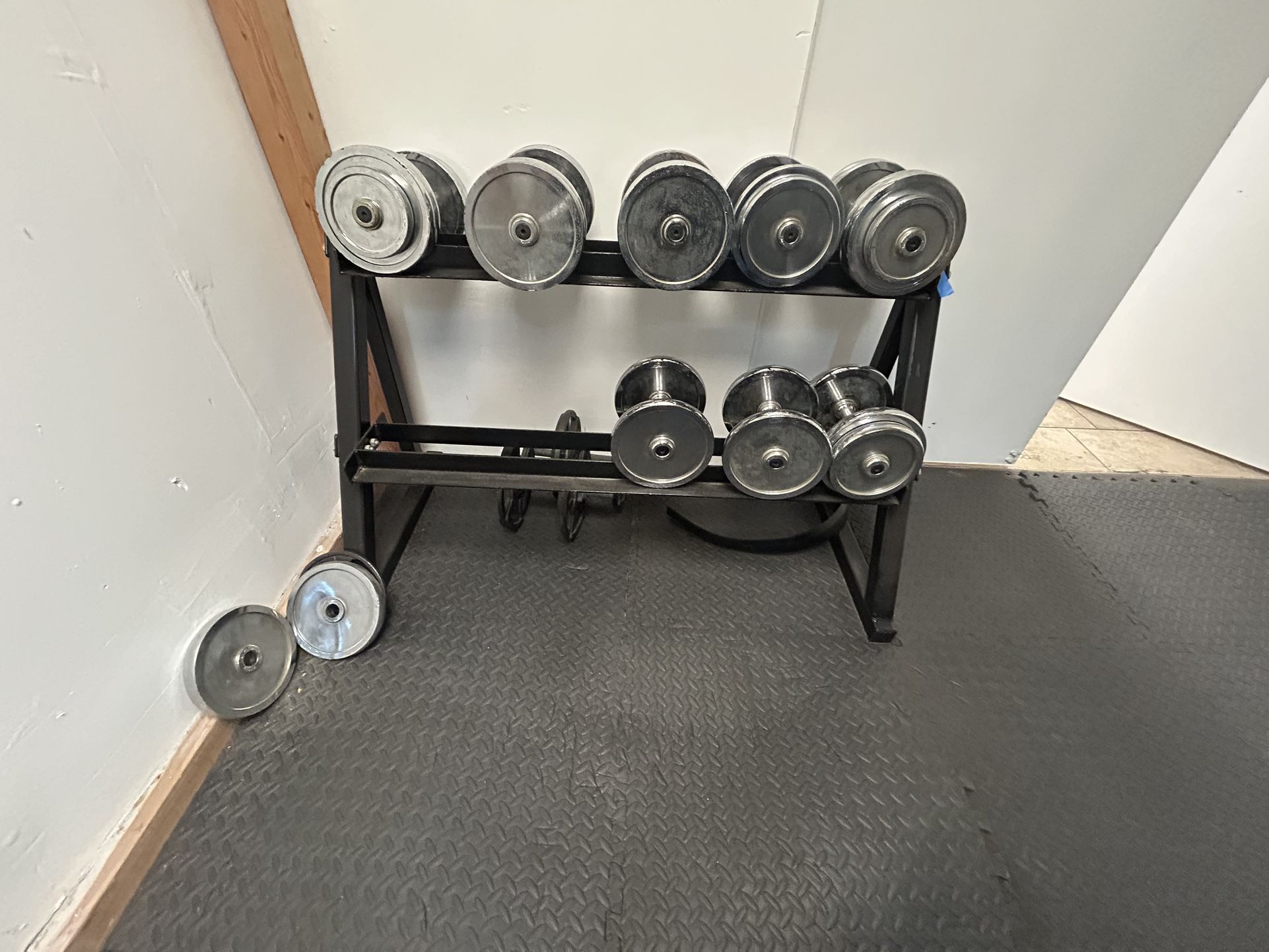 Dumbbell Set With Rack