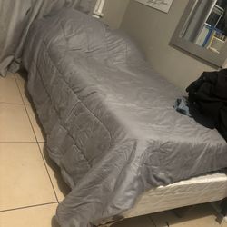 twin bed and mattress 