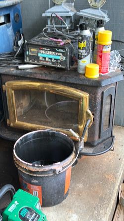 Wood burning stove