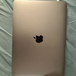13 inch MacBook Pro w Touch Bar