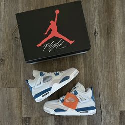 Jordan 4 Military Blue