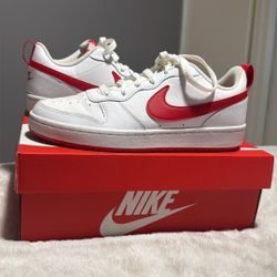 Nike Court Borough Low 2 