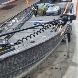 Boat , Plus Trolling Motor,  7hp Merc , Trolling Motor Is Brand New 55lb Thrust Foot Pedal 