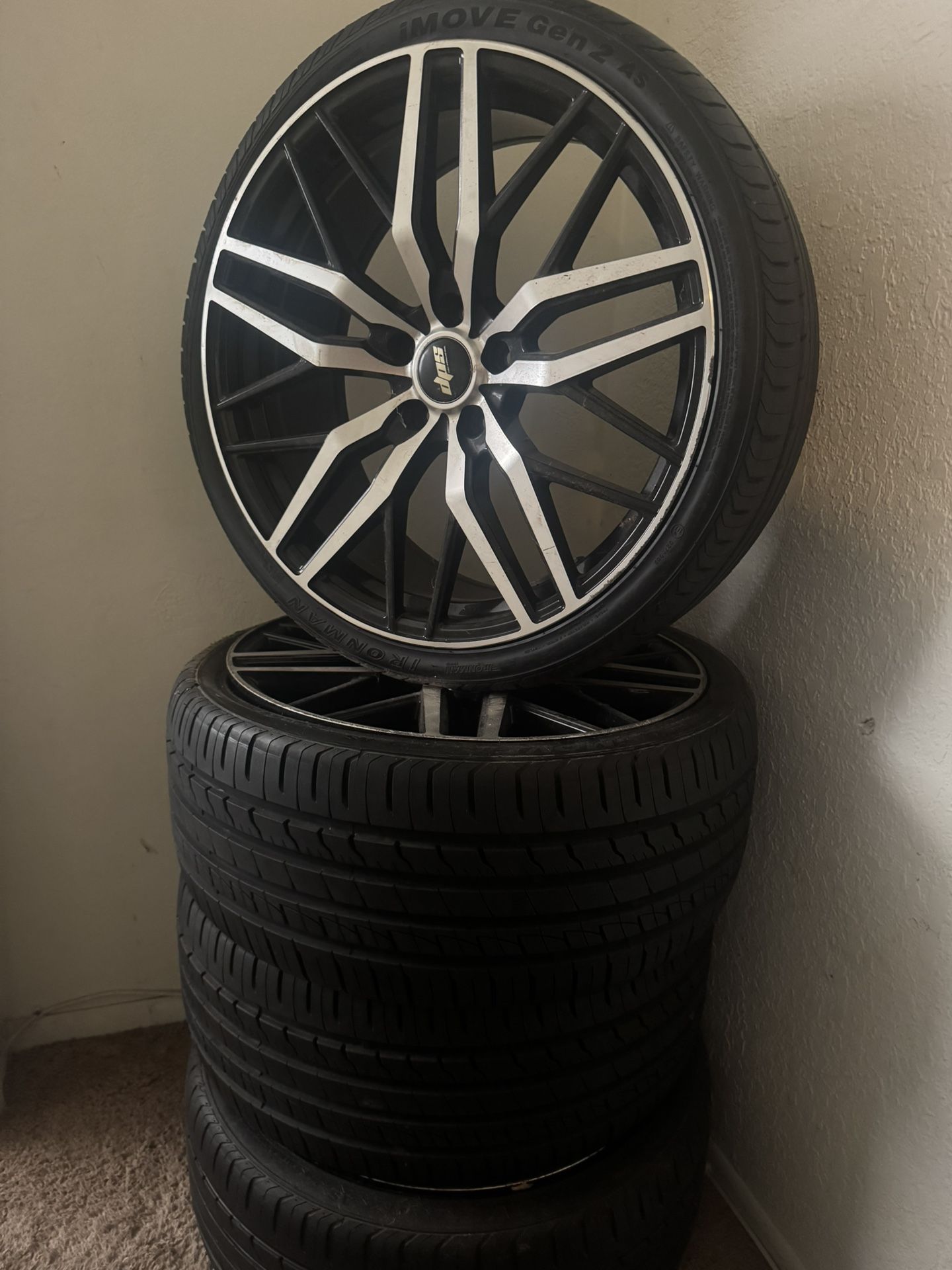 Rims and tires 20’ Like New