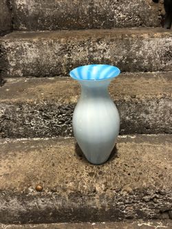 Flower vase