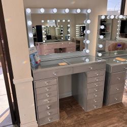 PRETTY GRAY VANITY