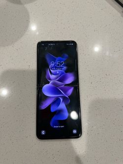 Samsung Galaxy Z Flip Foldable Smartphone