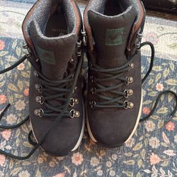 Hiking Boots Sz 7 