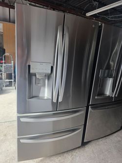 L/G Refrigerator French Door ⛔️📌stainless Steel 📍everything works good
