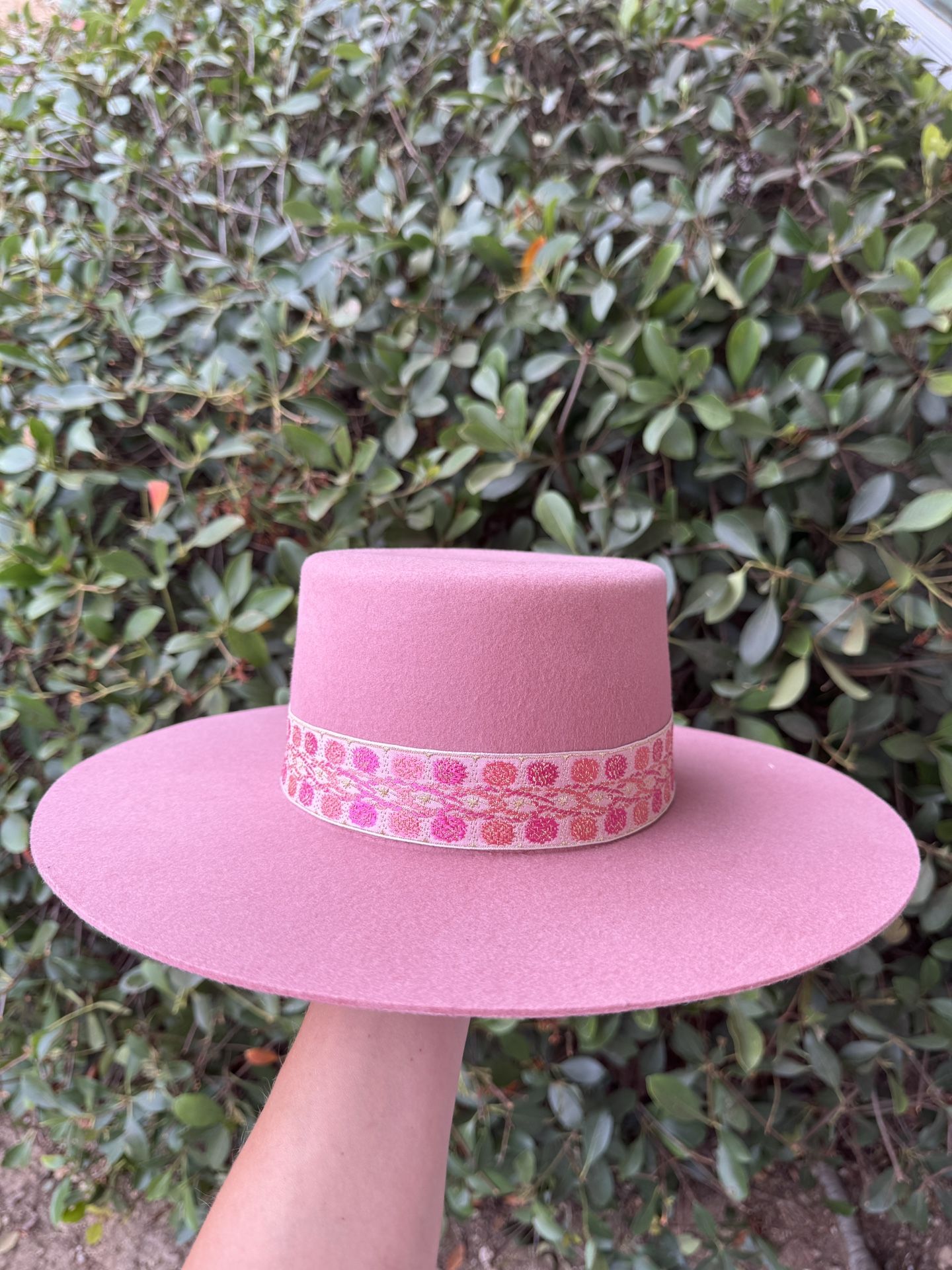 Lack of Color Stardust Rancher‎ Rose Lack of Color - stardust rancher - dusty pink fedora main image 2