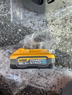 Dewalt Power Stacy 20 V 5 AH