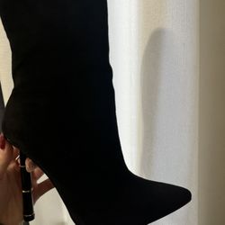 Black Boots