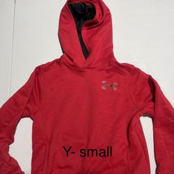 Youth Small Under Armor Sweatshirt 