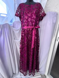 Tahari night gown size 16