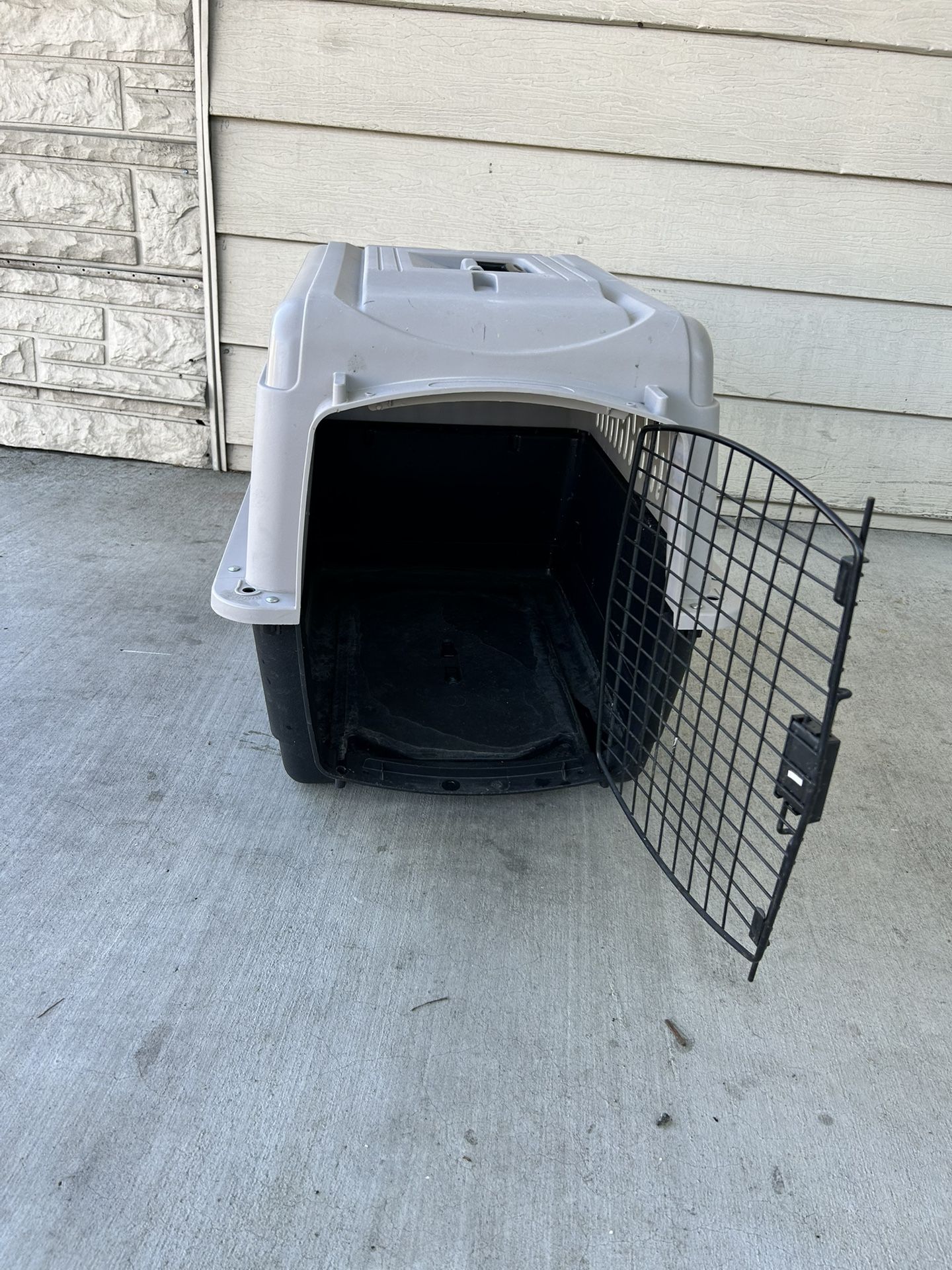 Pet Kennel