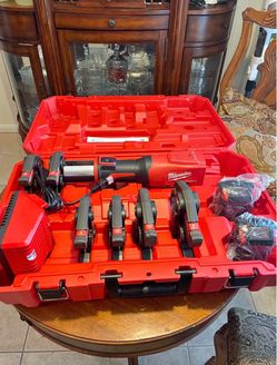 New FORCE LOGIC M18 Press Tool W/ONE KEY